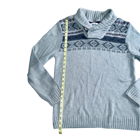 Urban Pipeline Men's Gray Cotton Long Sleeve
Pullover Knit Sweater - Picture 2 of 12